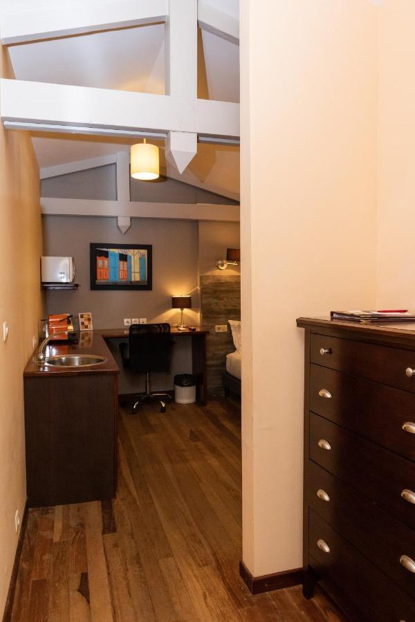 Eclipse Belle Etoile Appart'Hotel 카옌 외부 사진